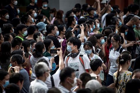 Identity theft scandal in China university exam ignites fury.